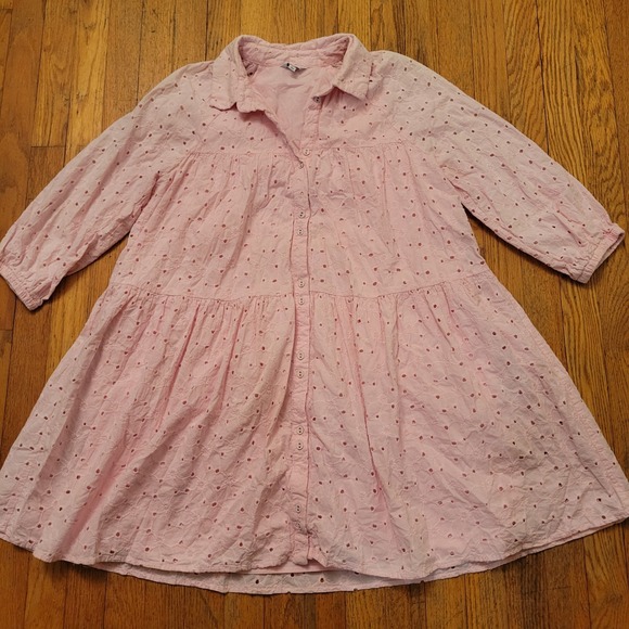crown & ivy Dresses & Skirts - Crown Ivy L Shirt Dress Pink Eyelet Tiered Cotton Mini Cottage Boho Chic Summer